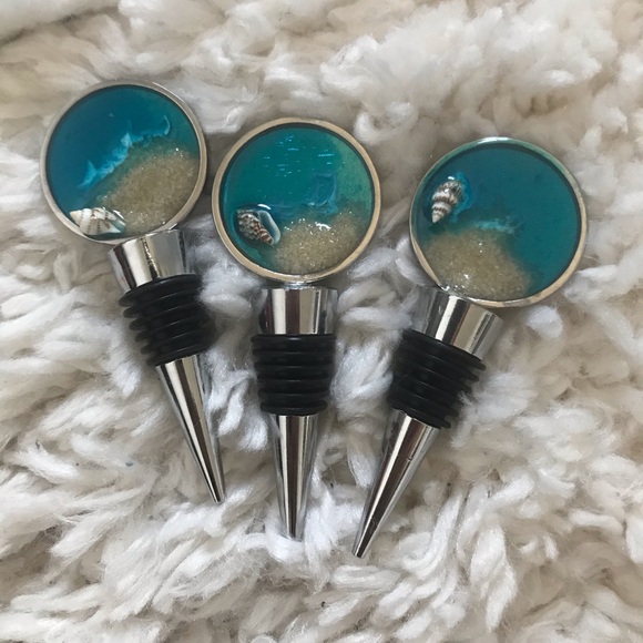 Beach Theme Wine Stoppers - Picture 2 of 2